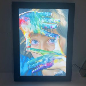 Hộp đèn hút chân không